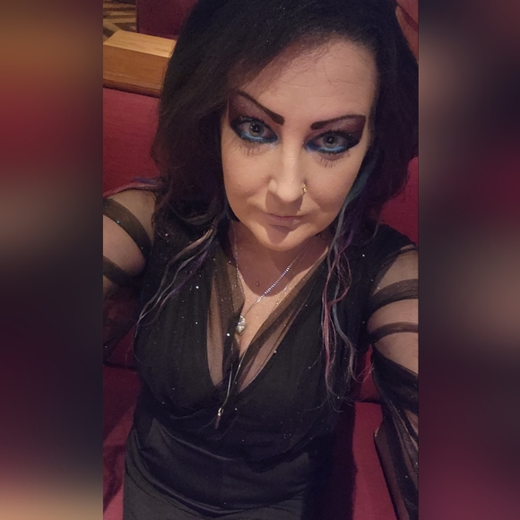 Meet your Posher, Kelli - Picture 4 of 7